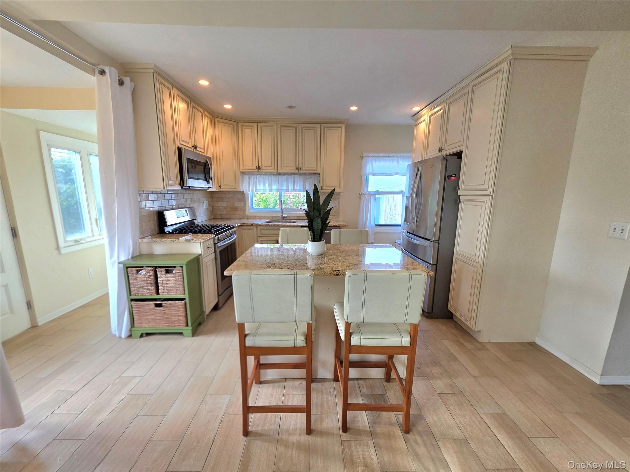 Single Family 95th Street  Queens, NY 11414, MLS-1046423-7