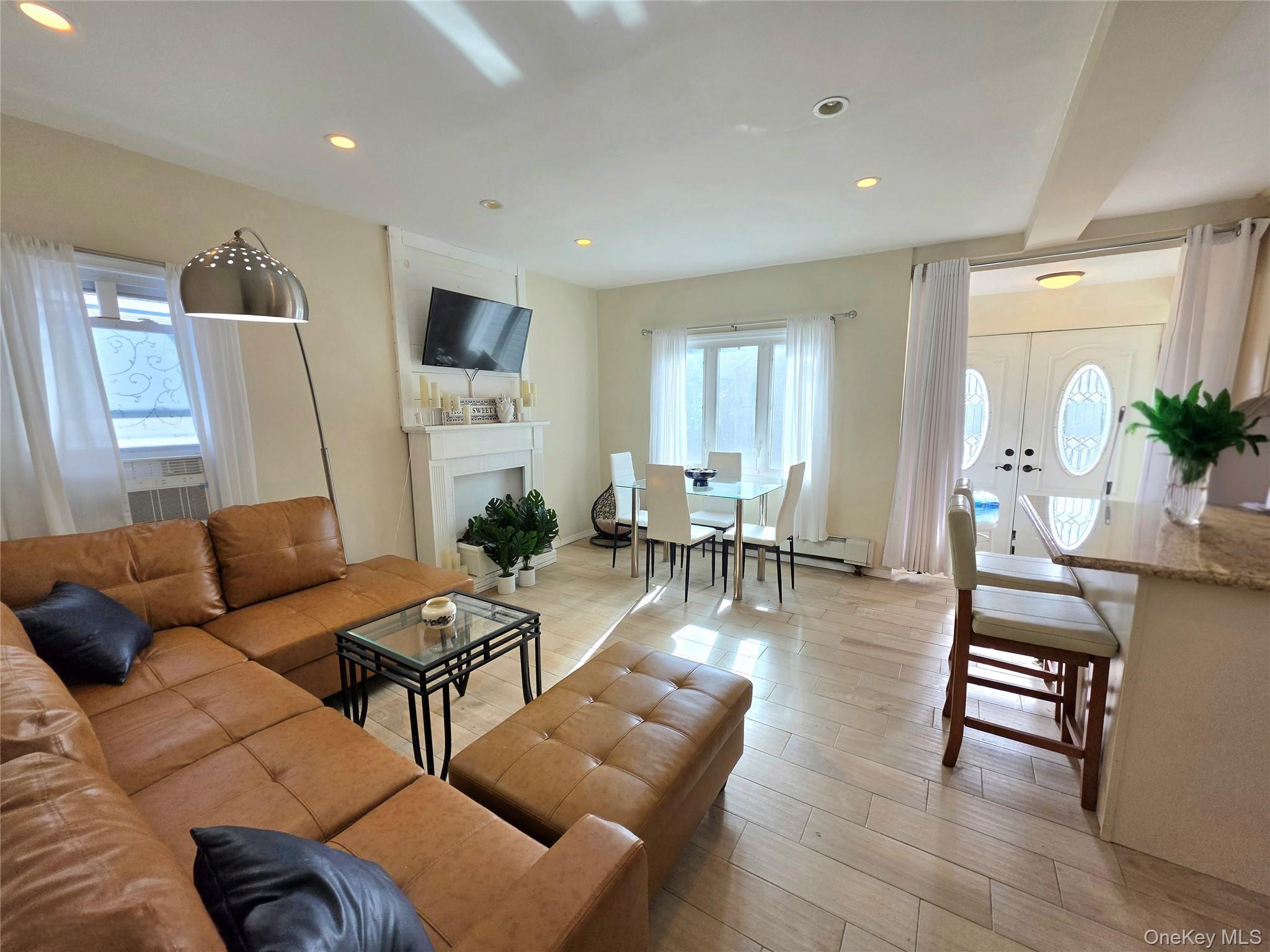 Single Family 95th Street  Queens, NY 11414, MLS-1046423-8