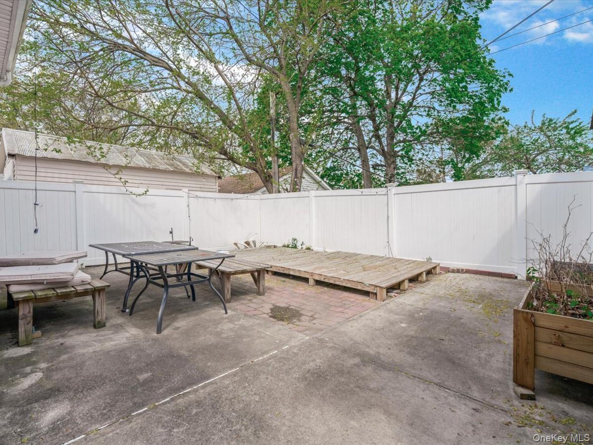 Single Family 82nd Avenue Queens, NY 11426, MLS-1046435-24