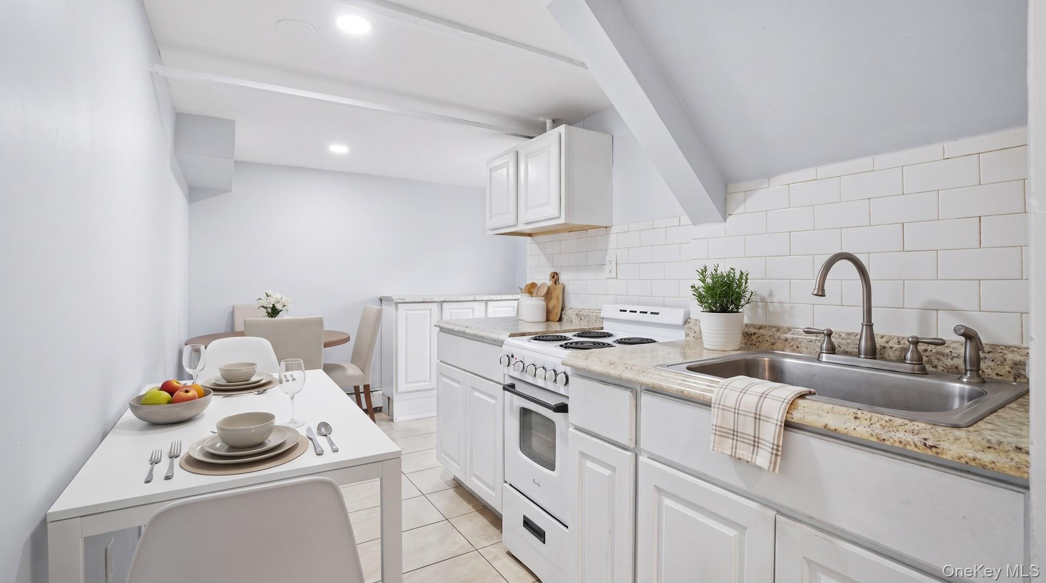 Single Family 5th Avenue  Suffolk County, NY 11706, MLS-1046448-18
