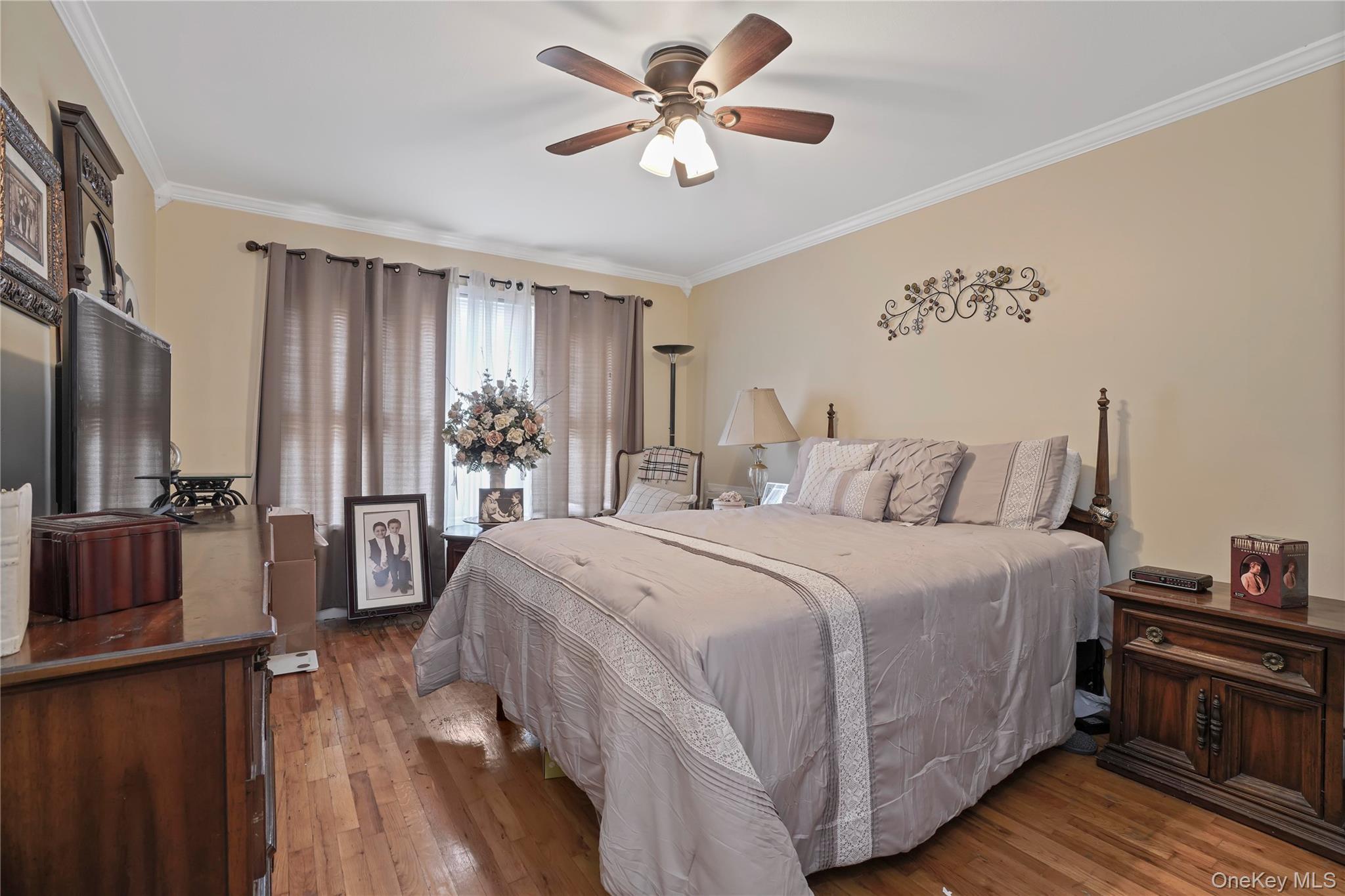 Single Family Aubrey Avenue Queens, NY 11385, MLS-1046454-31