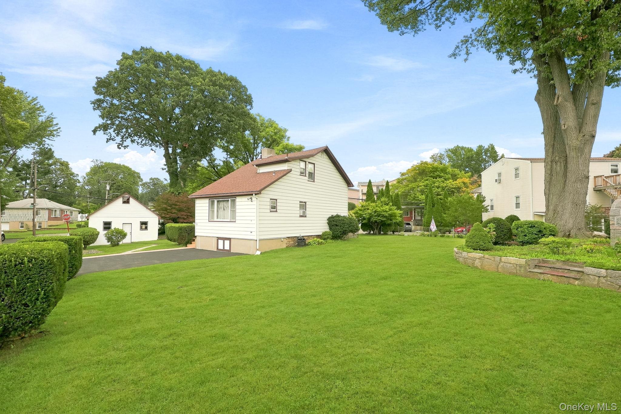 Single Family Brewster Avenue Westchester County, NY 10701, MLS-1046469-40