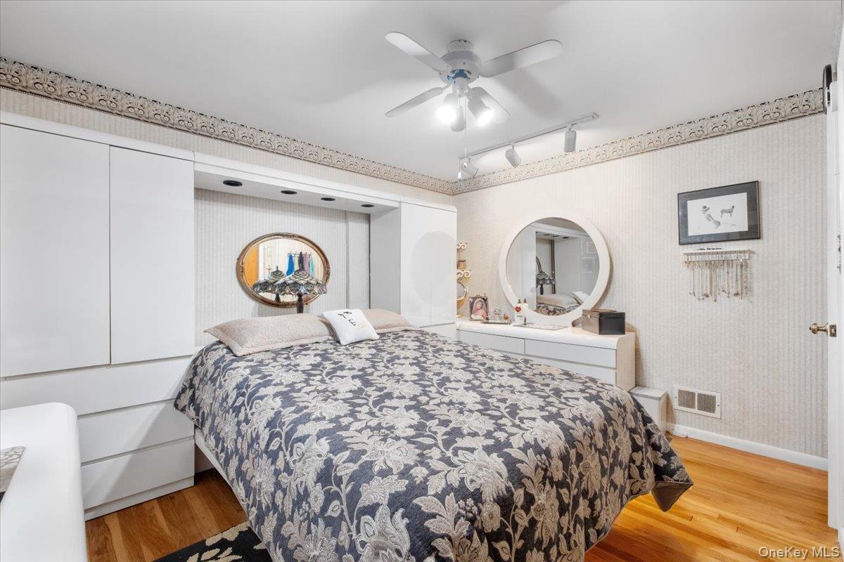Single Family Briary Road  Westchester County, NY 10522, MLS-1046482-10