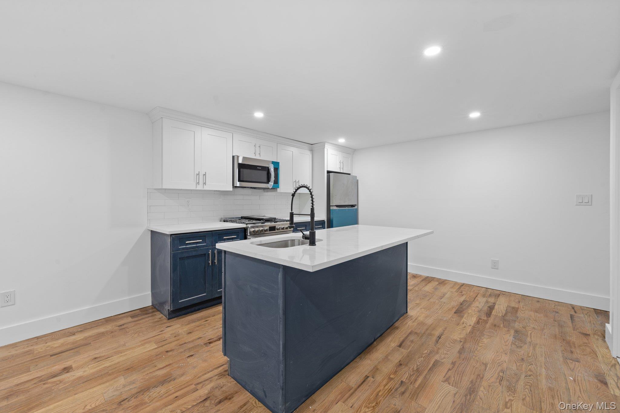 Single Family Madison Street  Brooklyn, NY 11221, MLS-1046493-13