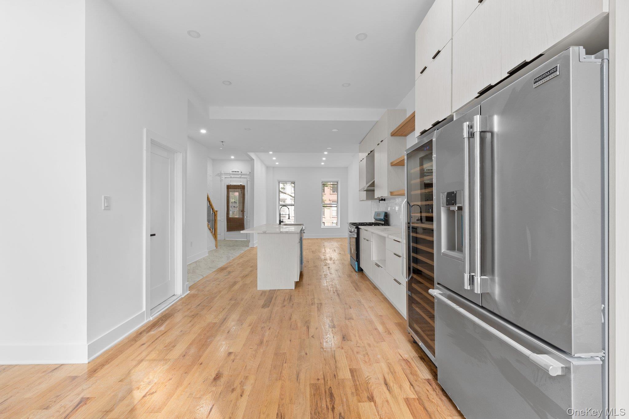 Single Family Madison Street  Brooklyn, NY 11221, MLS-1046493-5