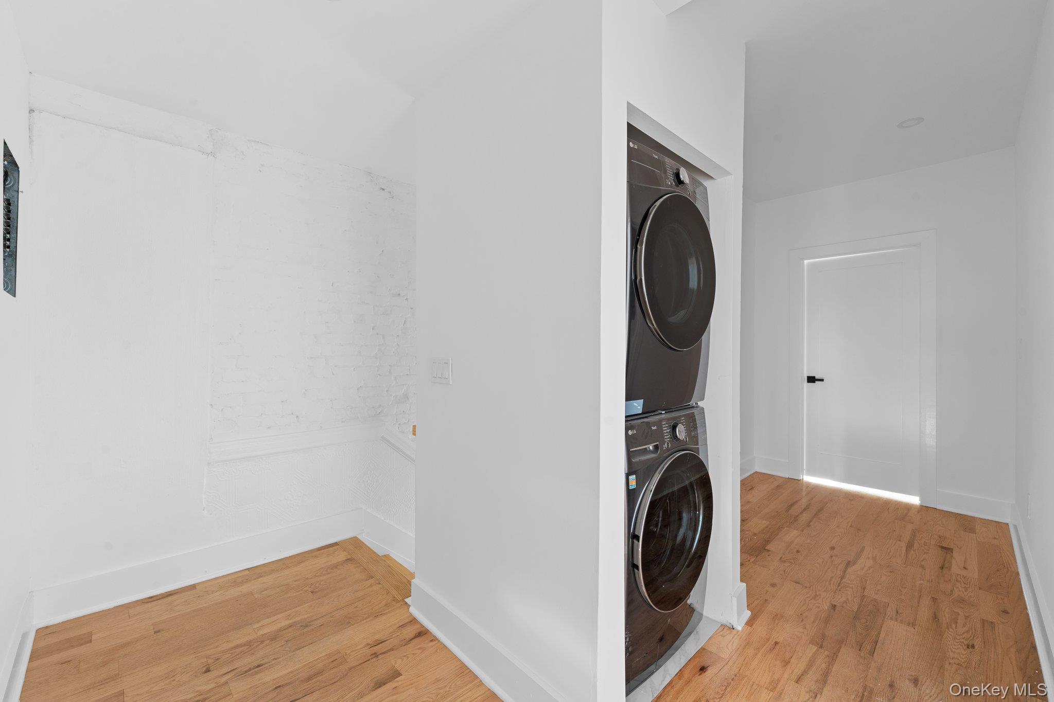 Single Family Madison Street  Brooklyn, NY 11221, MLS-1046493-7