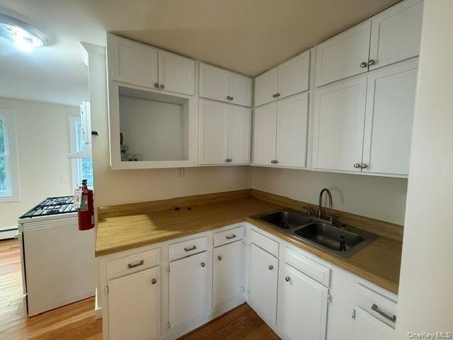 Single Family Spring Street Dutchess County, NY 12590, MLS-1046507-30