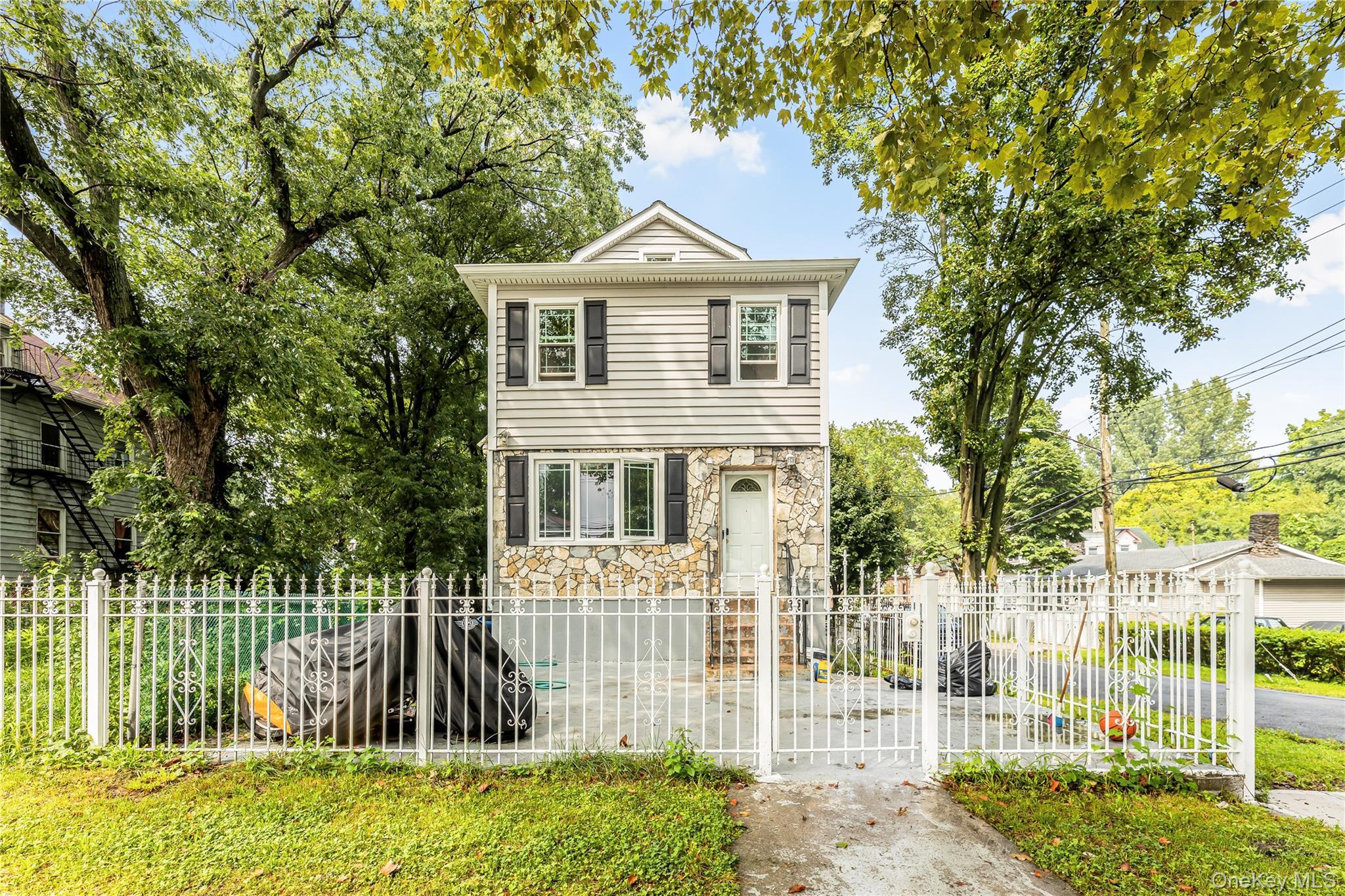 Single Family Obrien Avenue  Bronx, NY 10473, MLS-1046513-38