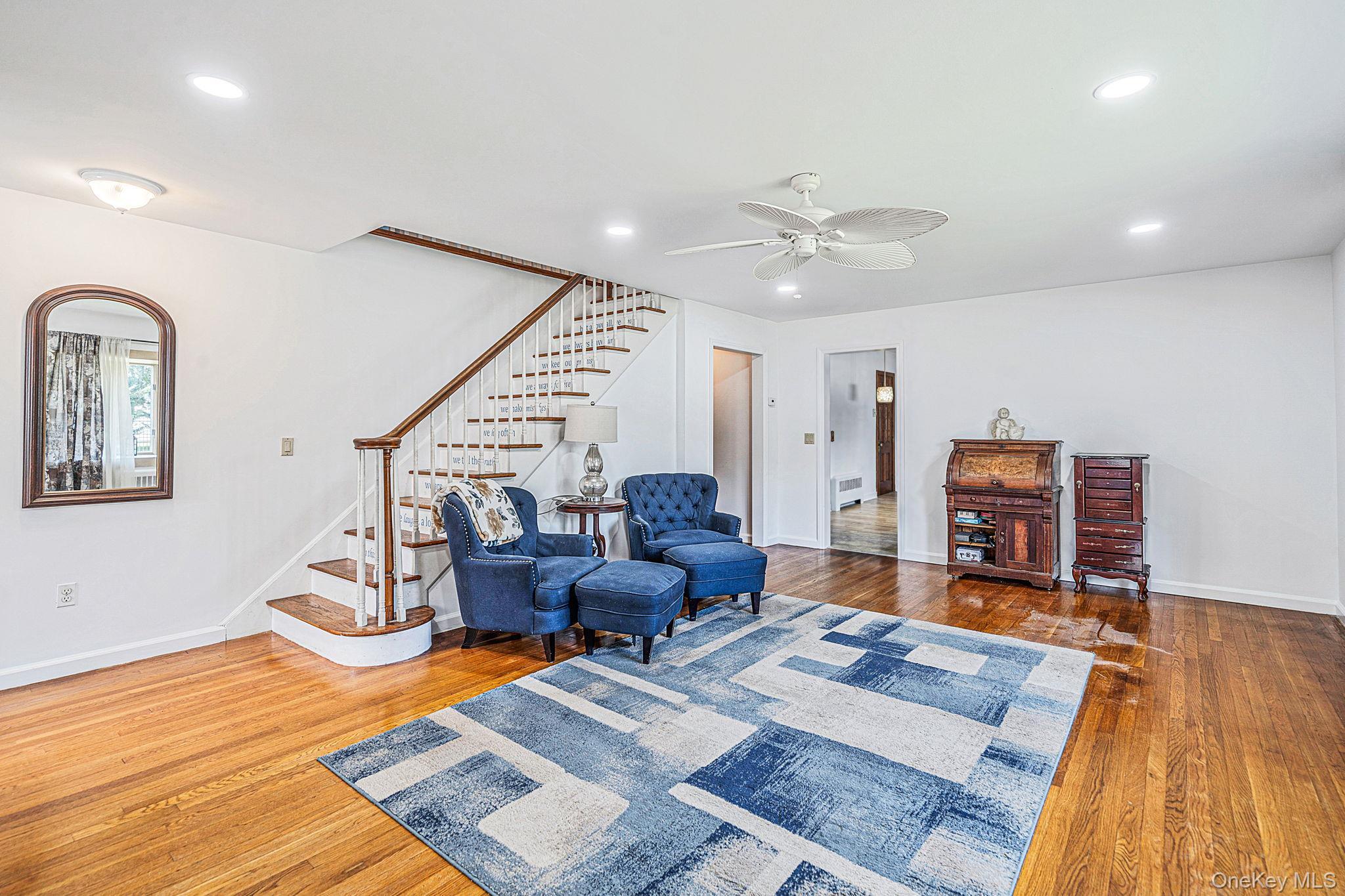 Single Family Seafield Lane Suffolk County, NY 11706, MLS-1046542-6