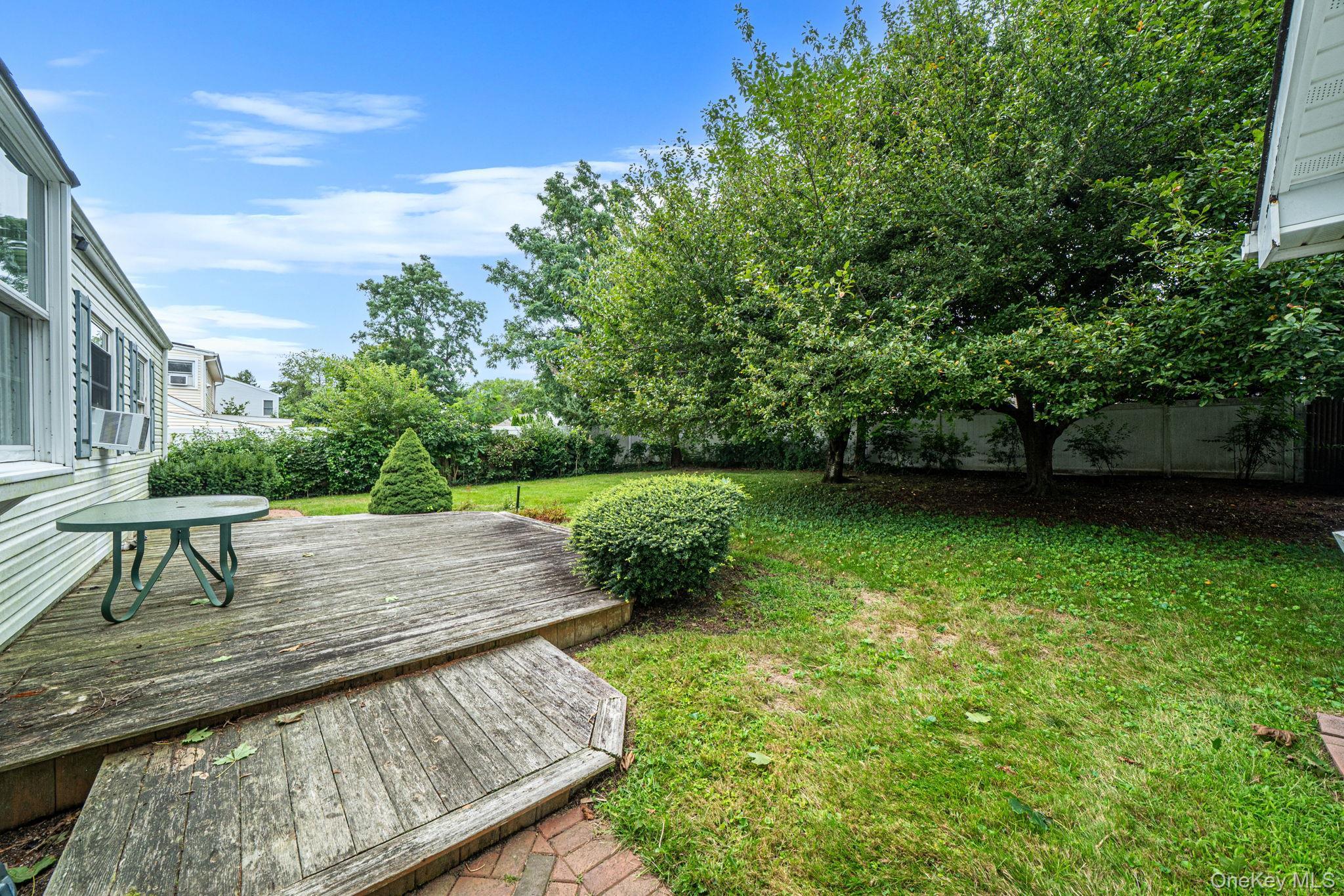 Single Family Pilcher Street Suffolk County, NY 11702, MLS-1046550-9