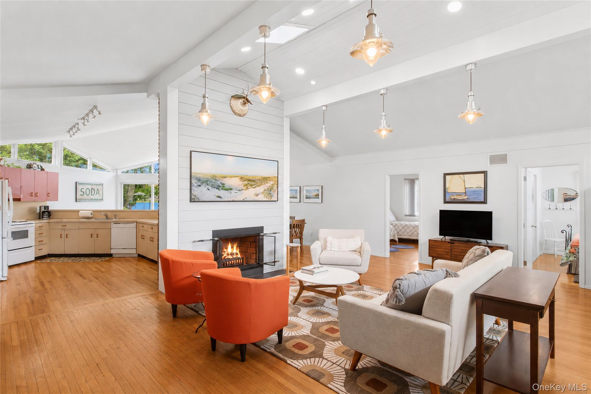Single Family S Pond Road Suffolk County, NY 11937, MLS-1046558-10
