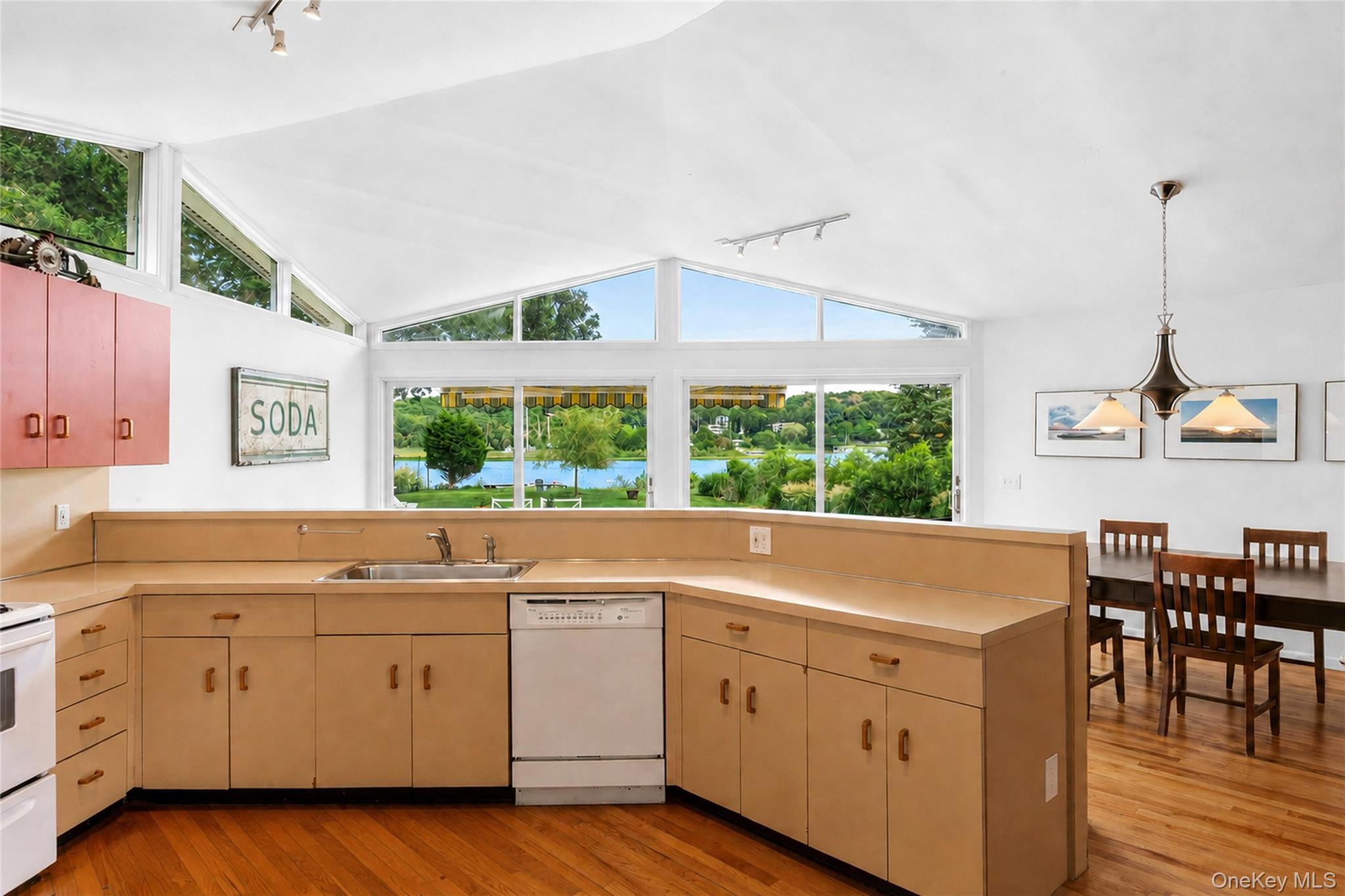 Single Family S Pond Road Suffolk County, NY 11937, MLS-1046558-12