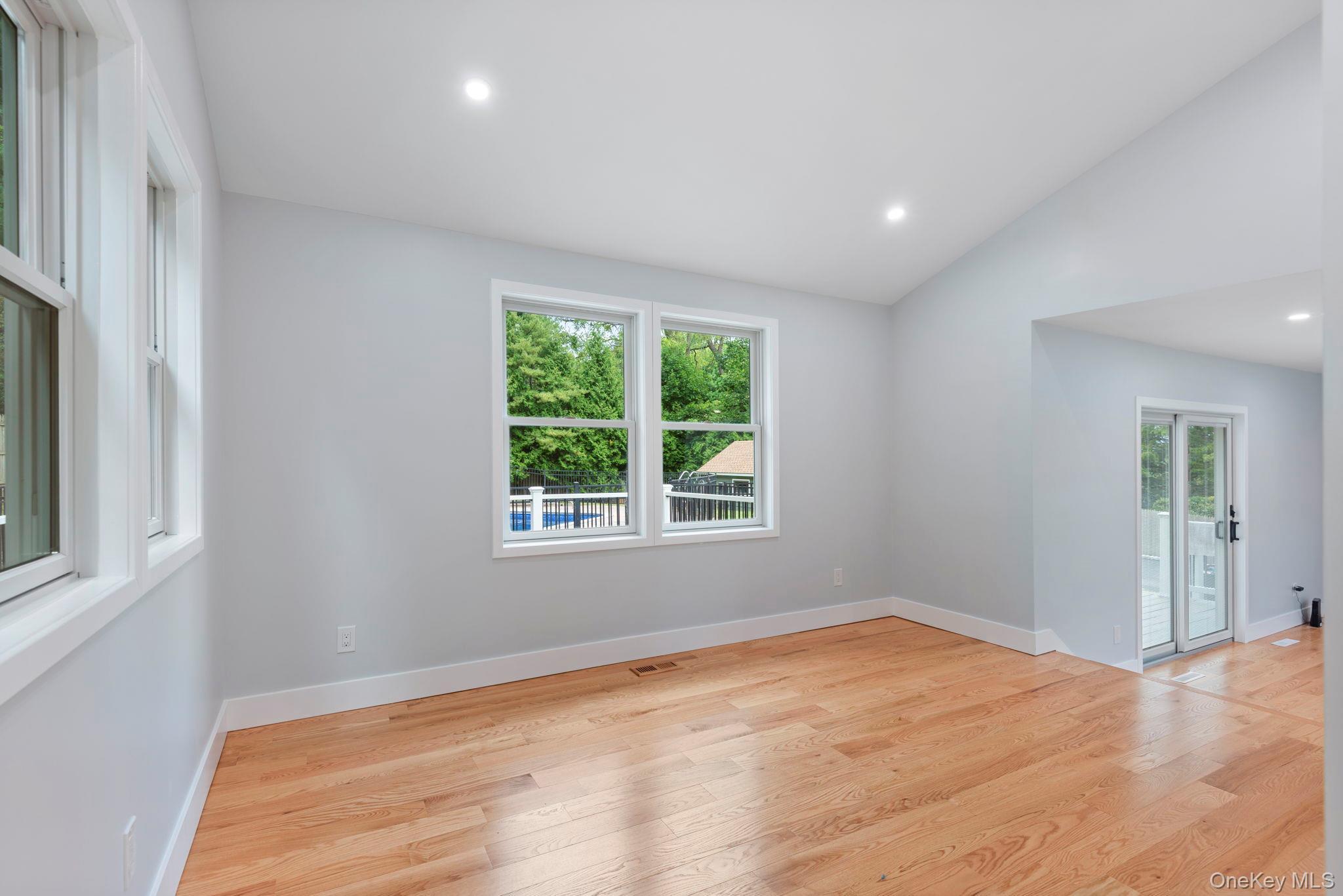 Single Family Lakeside Drive Suffolk County, NY 11721, MLS-1046573-21