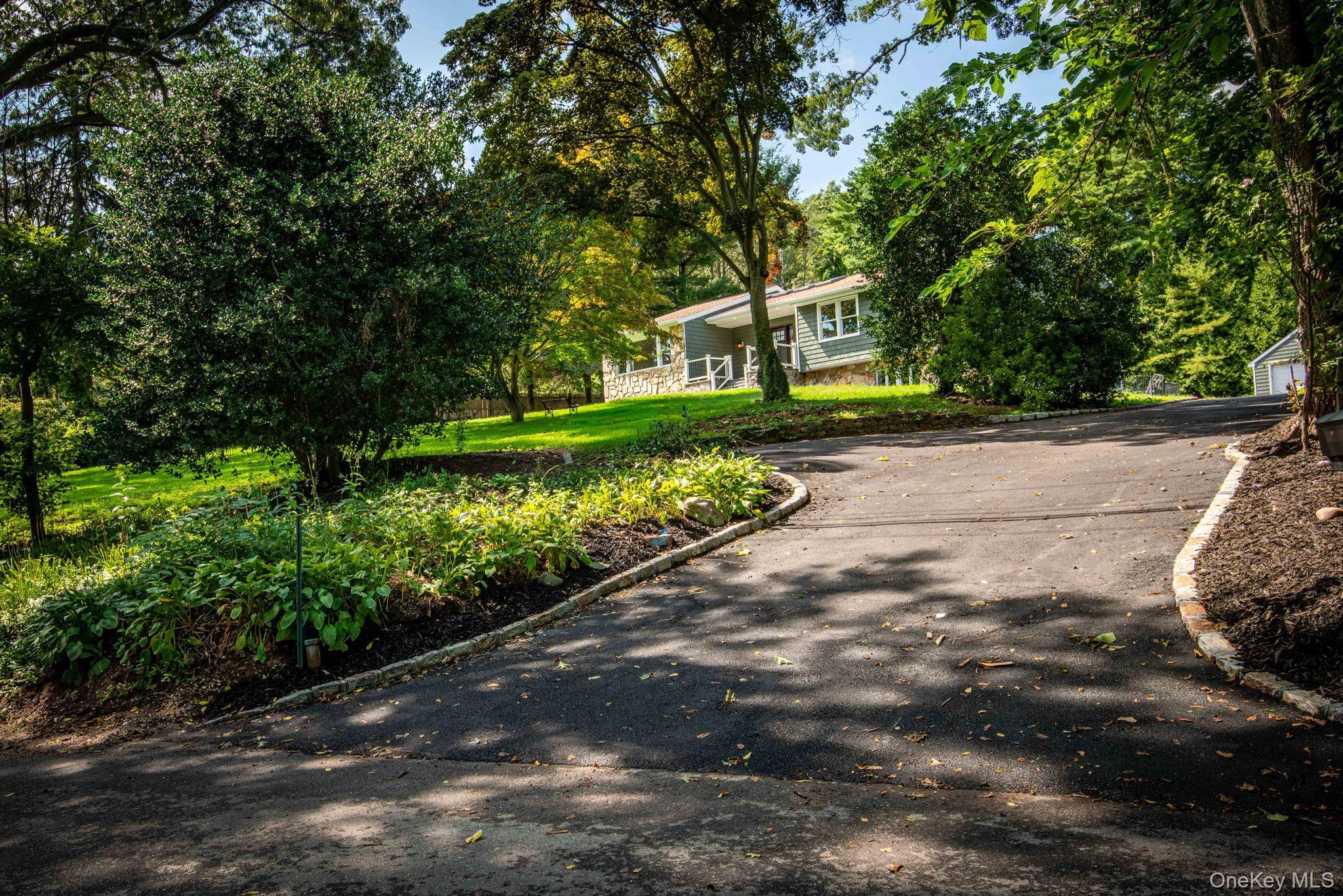 Single Family Lakeside Drive Suffolk County, NY 11721, MLS-1046573-3