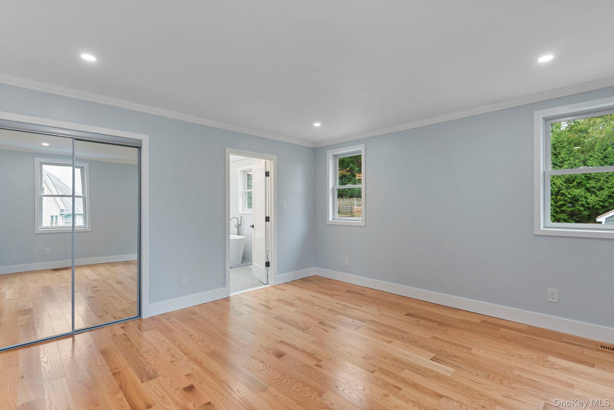 Single Family Lakeside Drive Suffolk County, NY 11721, MLS-1046573-31