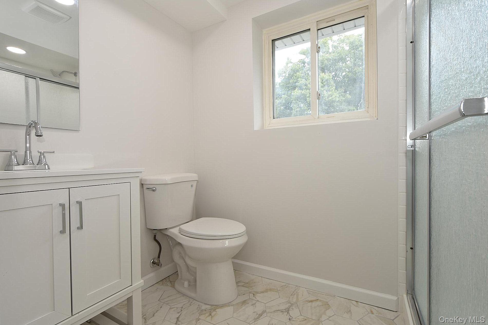 Single Family Bethany Drive Suffolk County, NY 11725, MLS-1046576-11