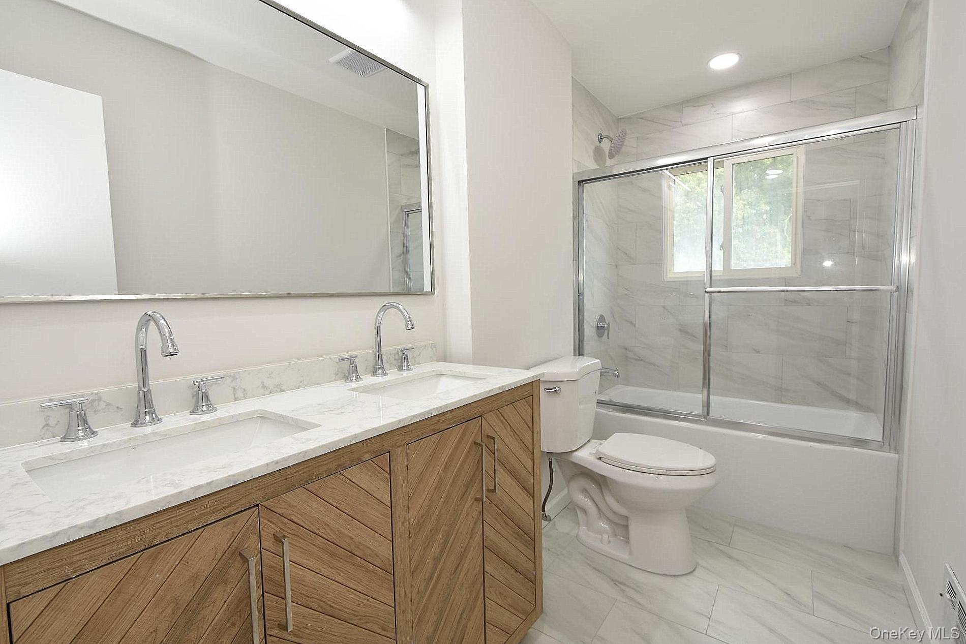 Single Family Bethany Drive Suffolk County, NY 11725, MLS-1046576-5