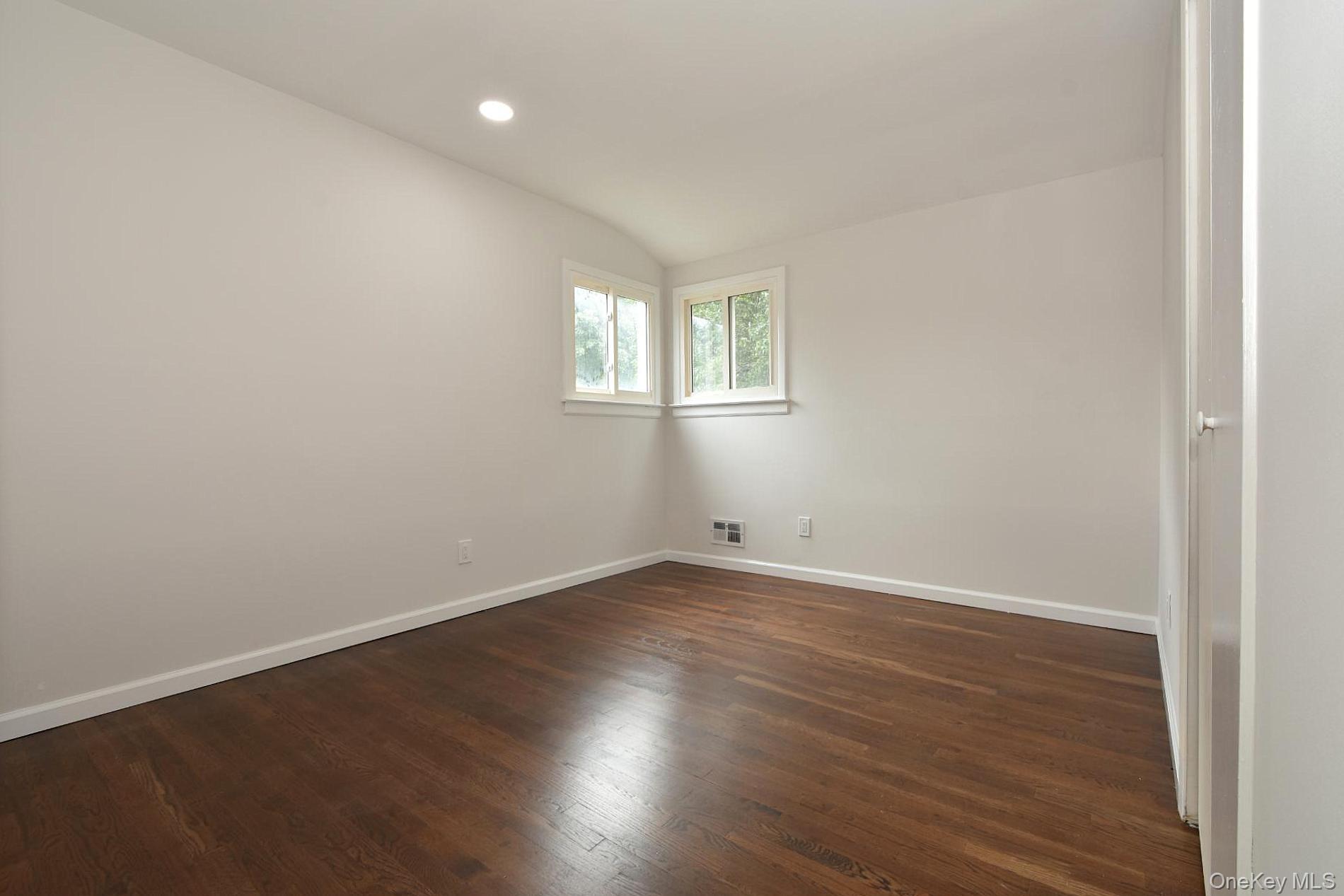 Single Family Bethany Drive Suffolk County, NY 11725, MLS-1046576-8