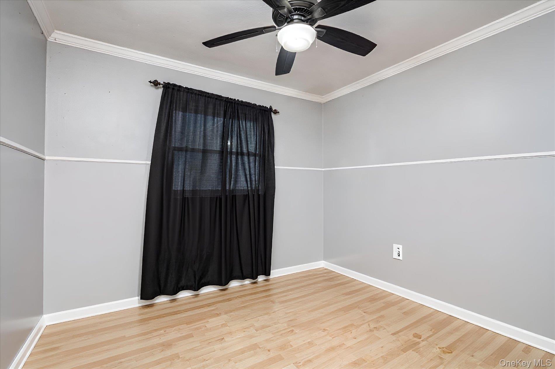 Single Family Westminster Drive  Suffolk County, NY 11967, MLS-1046585-11