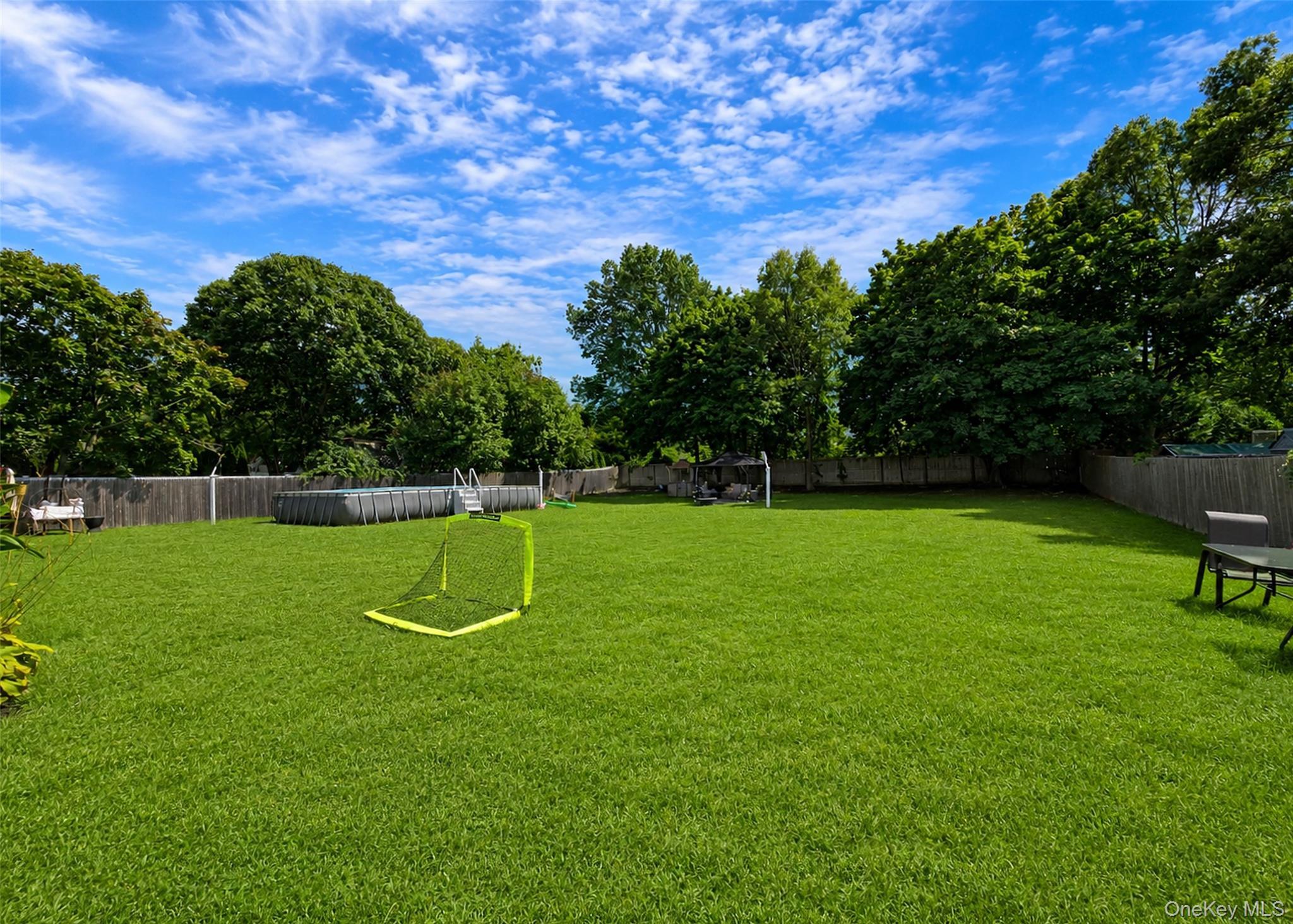 Single Family Union Boulevard  Suffolk County, NY 11706, MLS-1046597-32