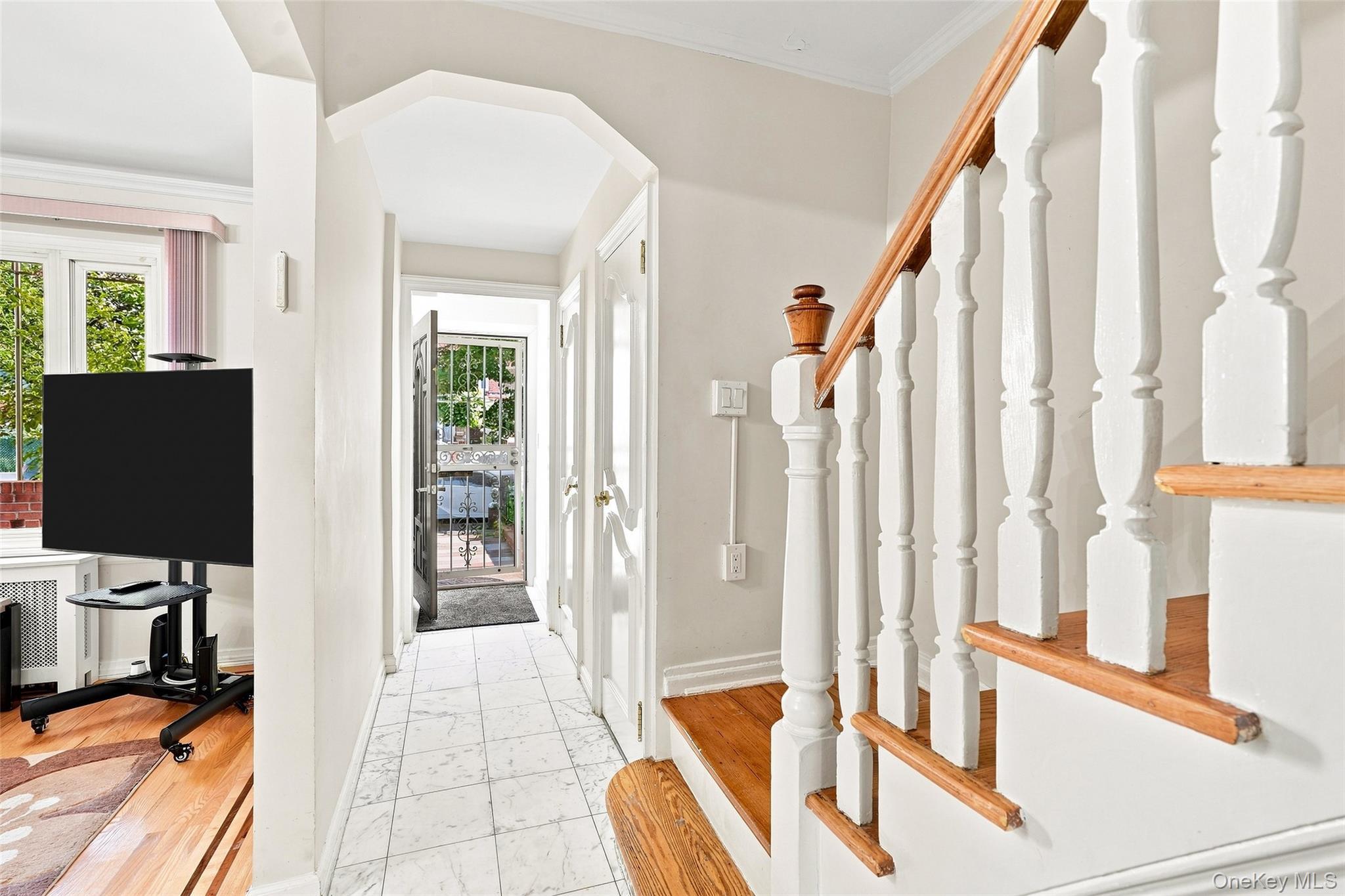 Single Family 65th Road  Queens, NY 11374, MLS-1046631-7