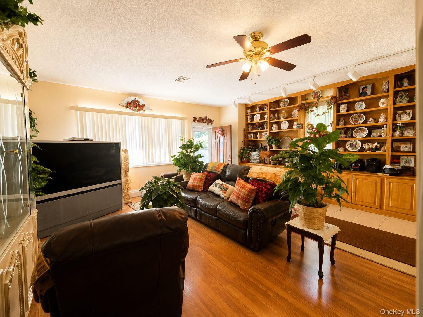 Single Family Stewart Place Rockland County, NY 10977, MLS-1046634-11