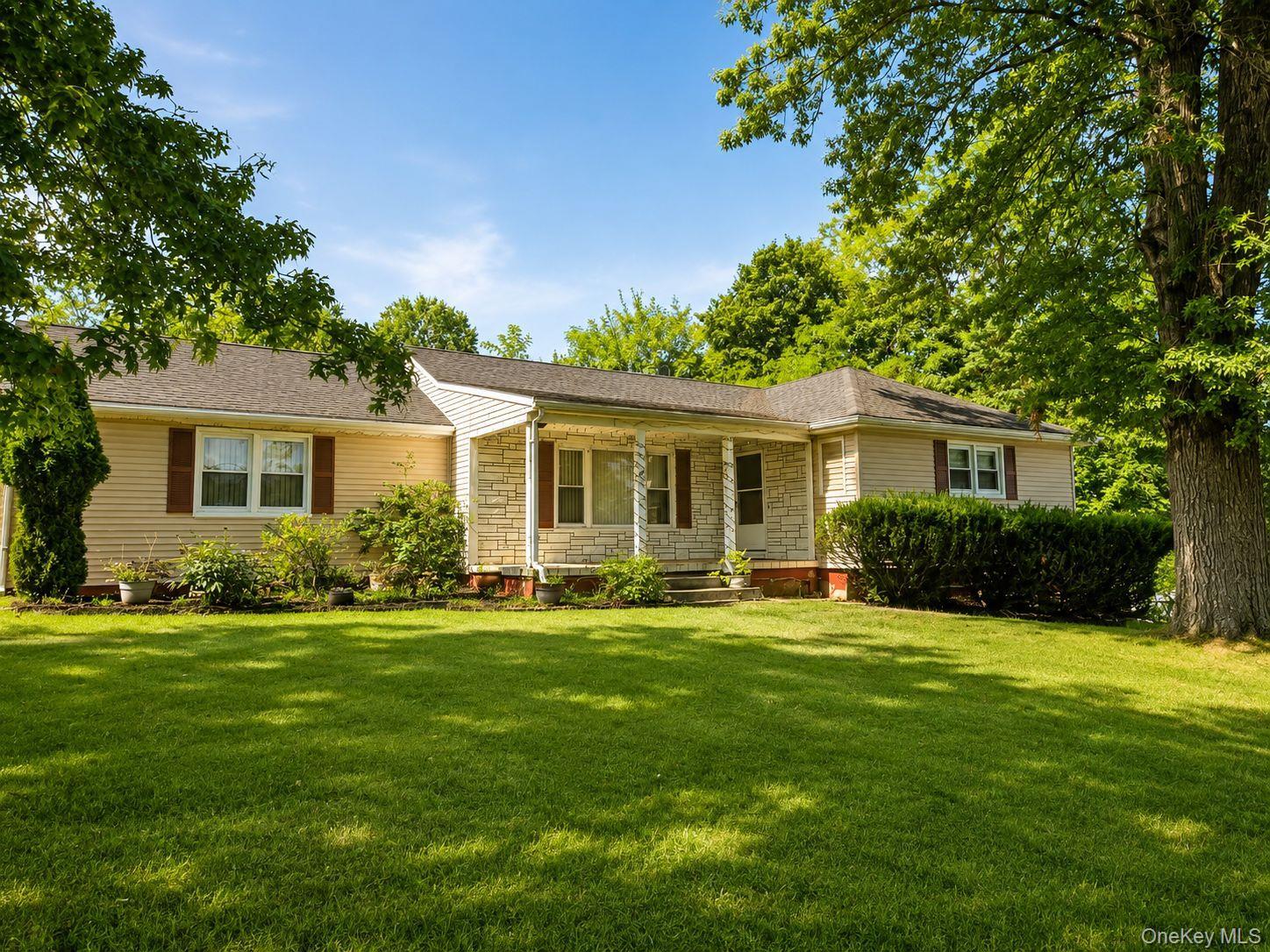 Single Family Stewart Place Rockland County, NY 10977, MLS-1046634-2