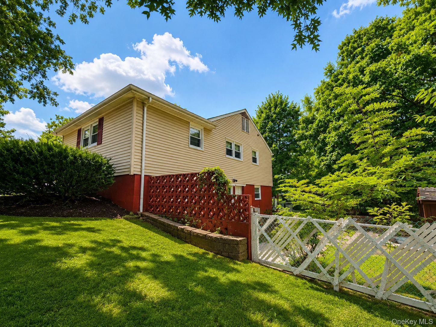 Single Family Stewart Place Rockland County, NY 10977, MLS-1046634-28