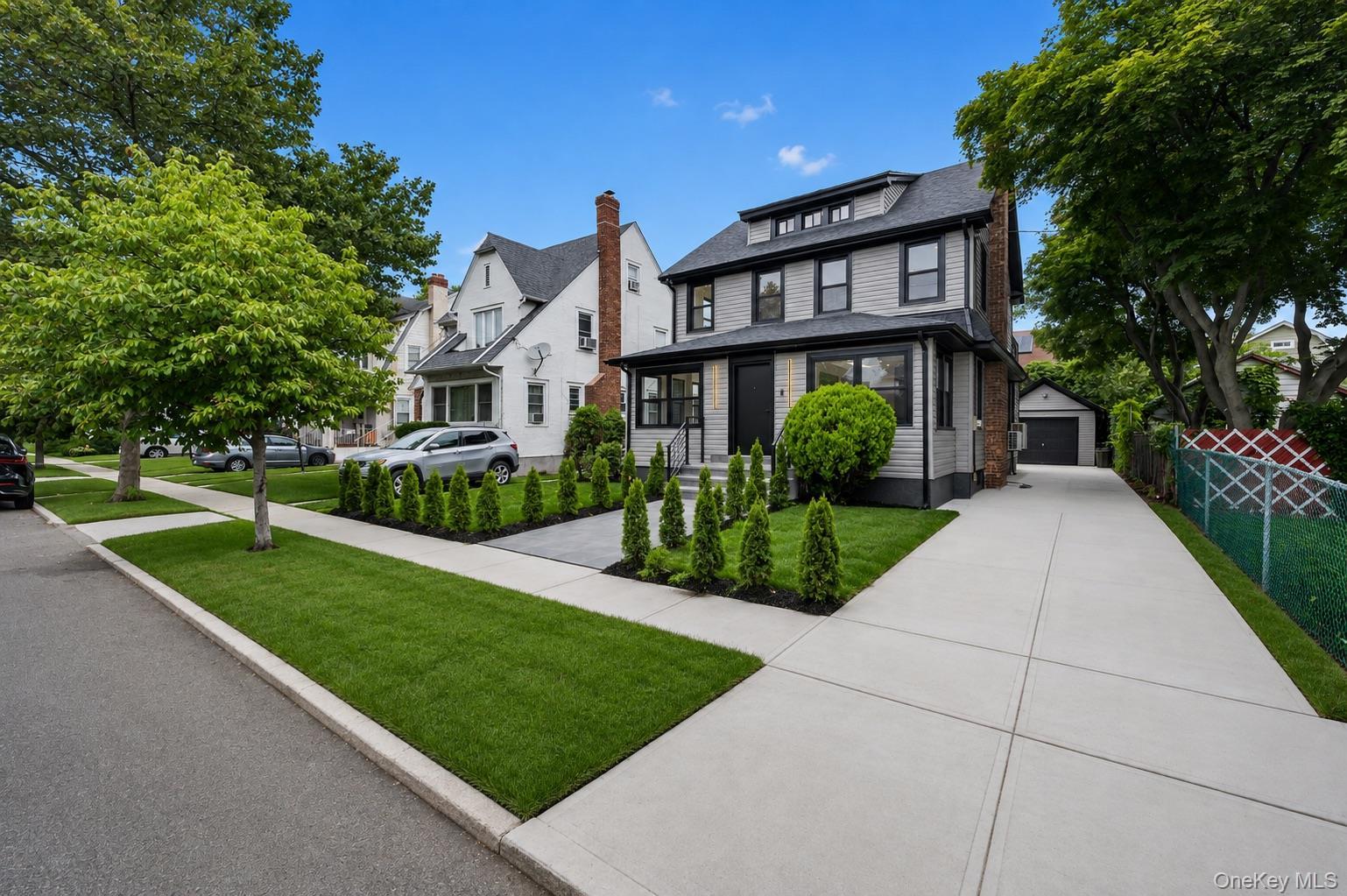 Single Family 196th Street Queens, NY 11412, MLS-1046635-19