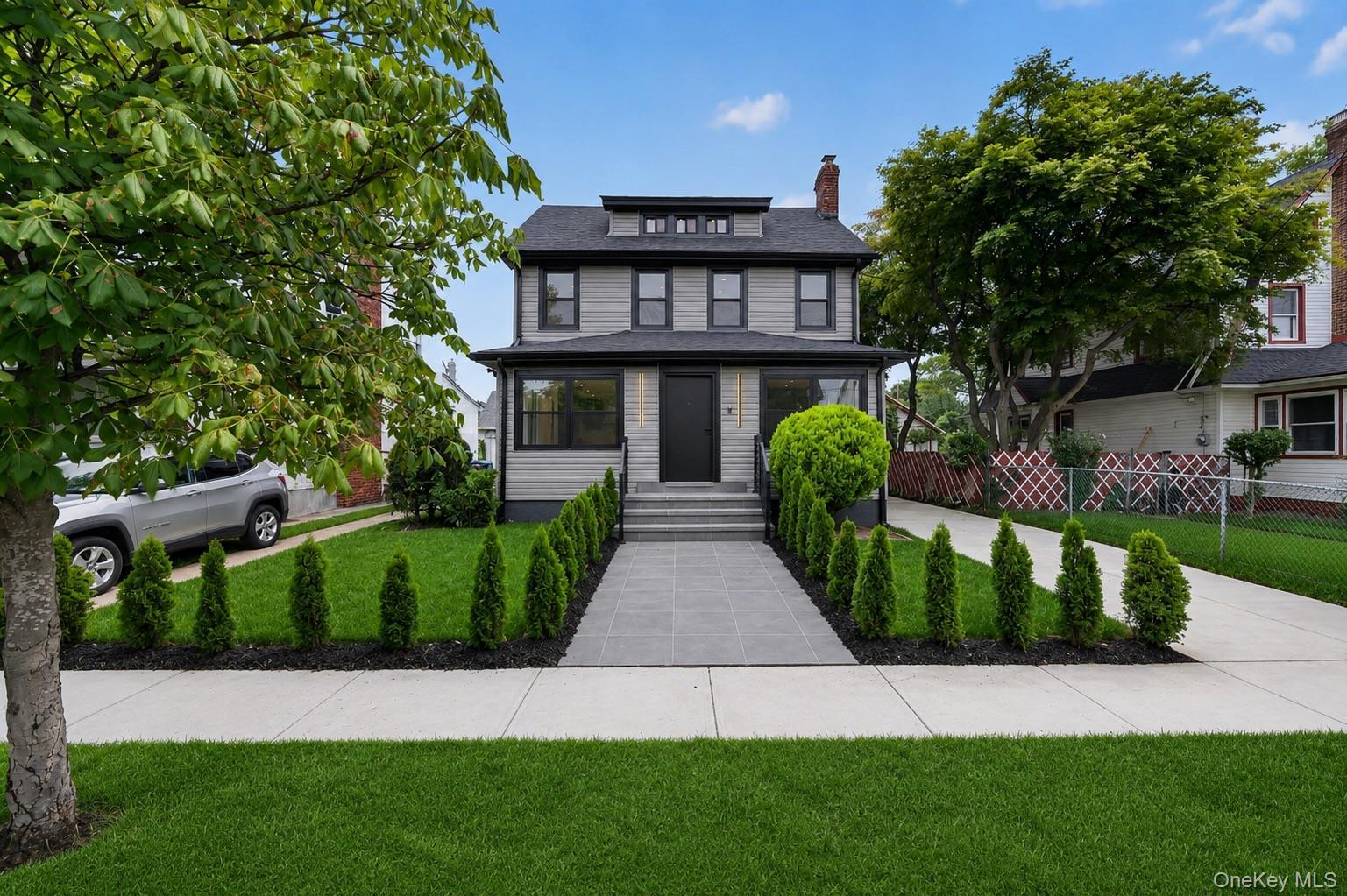 Single Family 196th Street  Queens, NY 11412, MLS-1046635-20