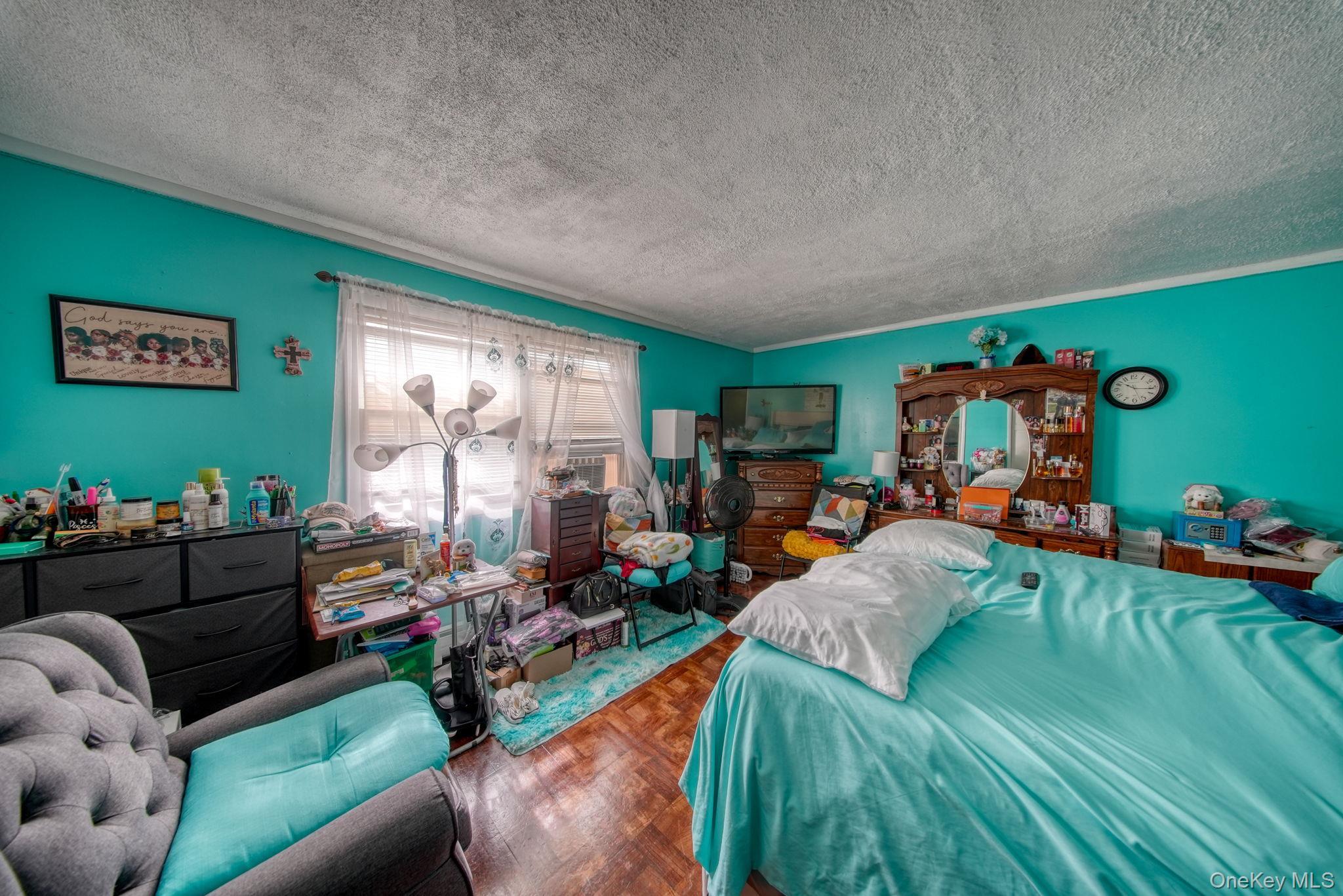 Single Family Greenway Terrace  Orange County, NY 10941, MLS-1046642-21
