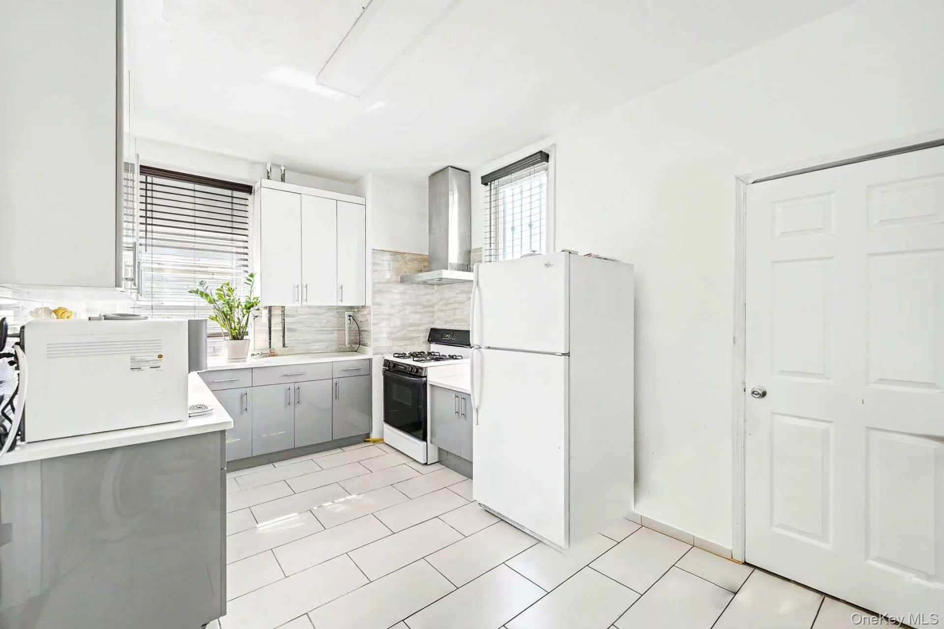 Single Family 69th Lane Queens, NY 11378, MLS-1046644-11