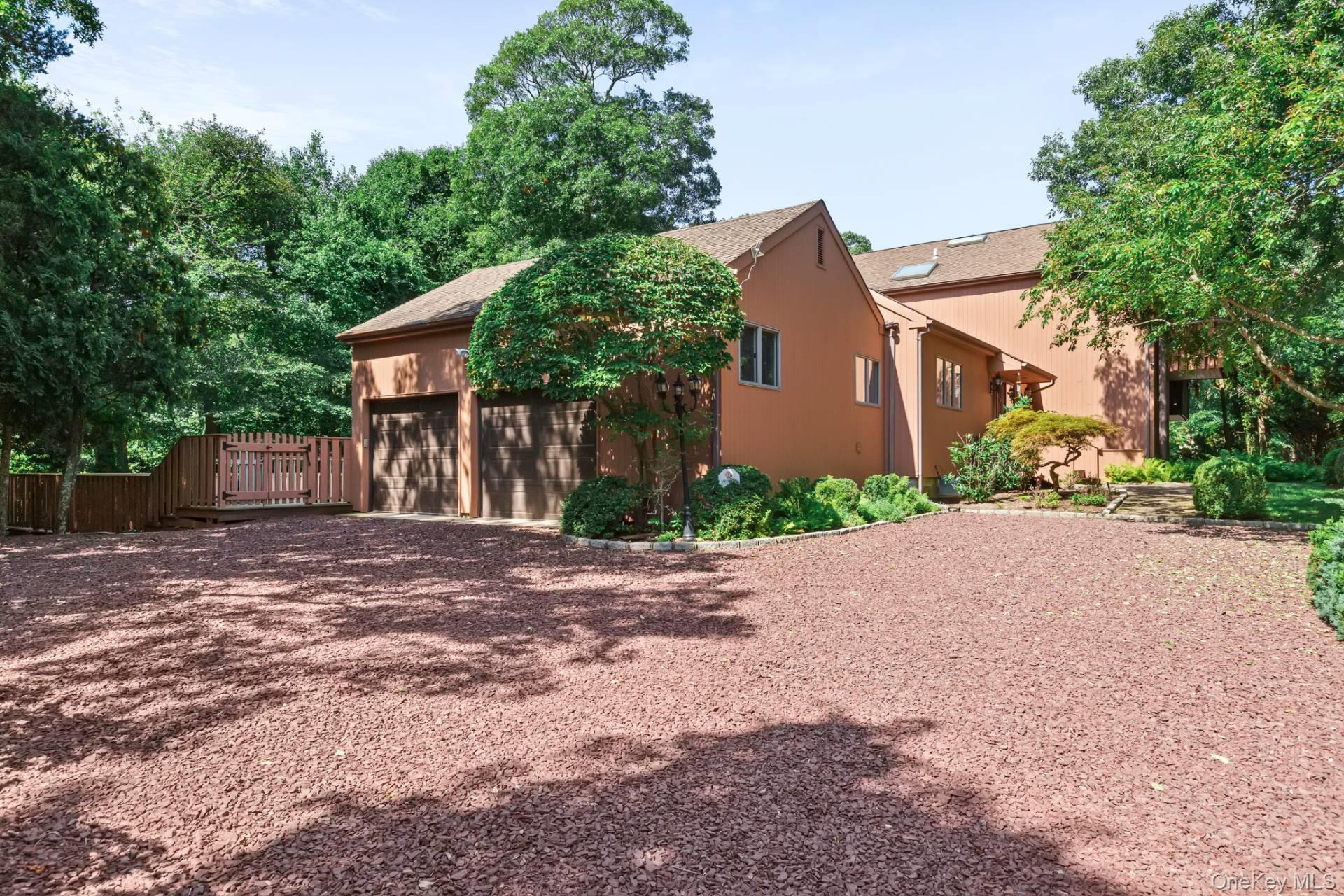 Single Family Spring Pond Lane Suffolk County, NY 11968, MLS-1046663-2