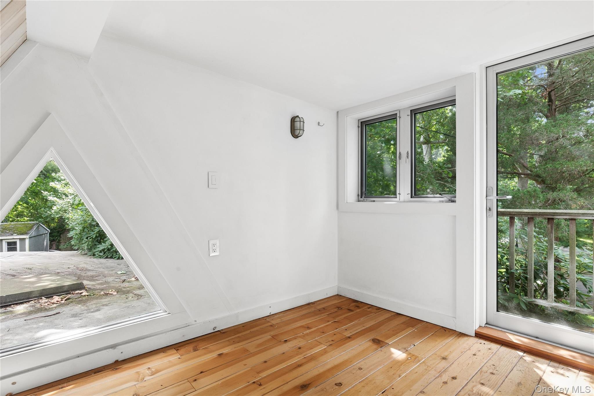 Single Family Oak Lane  Suffolk County, NY 11963, MLS-1046705-11