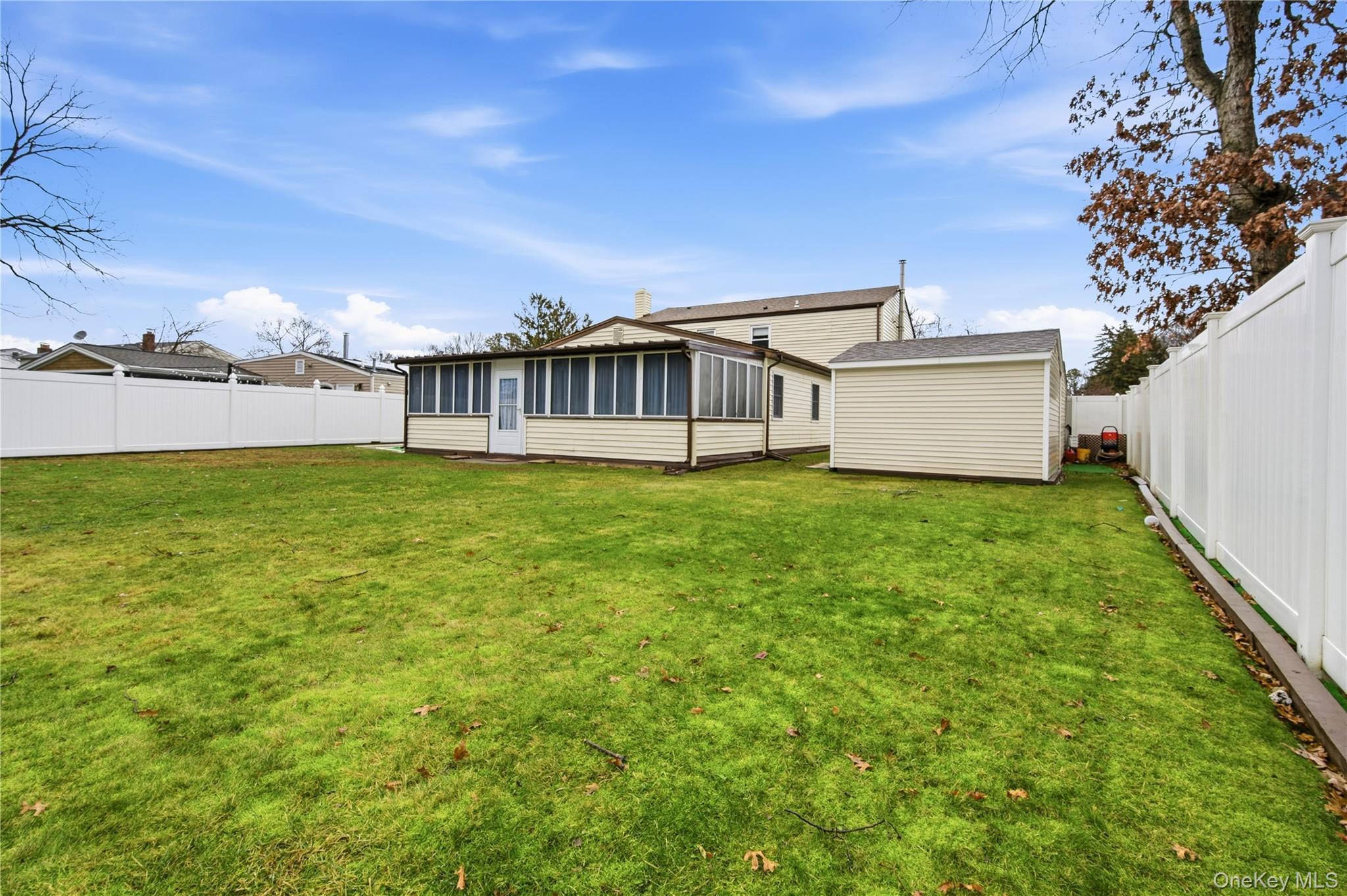Single Family Singingwood Drive Suffolk County, NY 11741, MLS-1046708-2