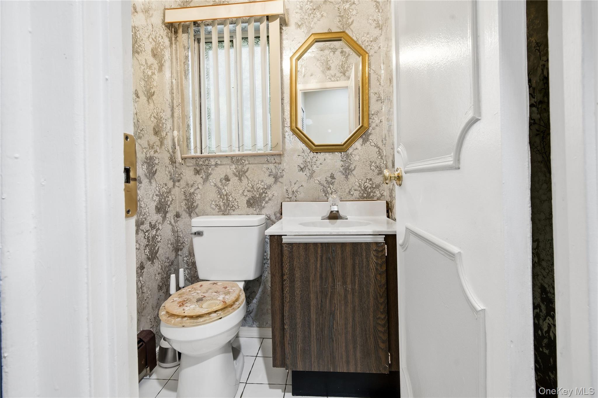 Single Family Singingwood Drive Suffolk County, NY 11741, MLS-1046708-20