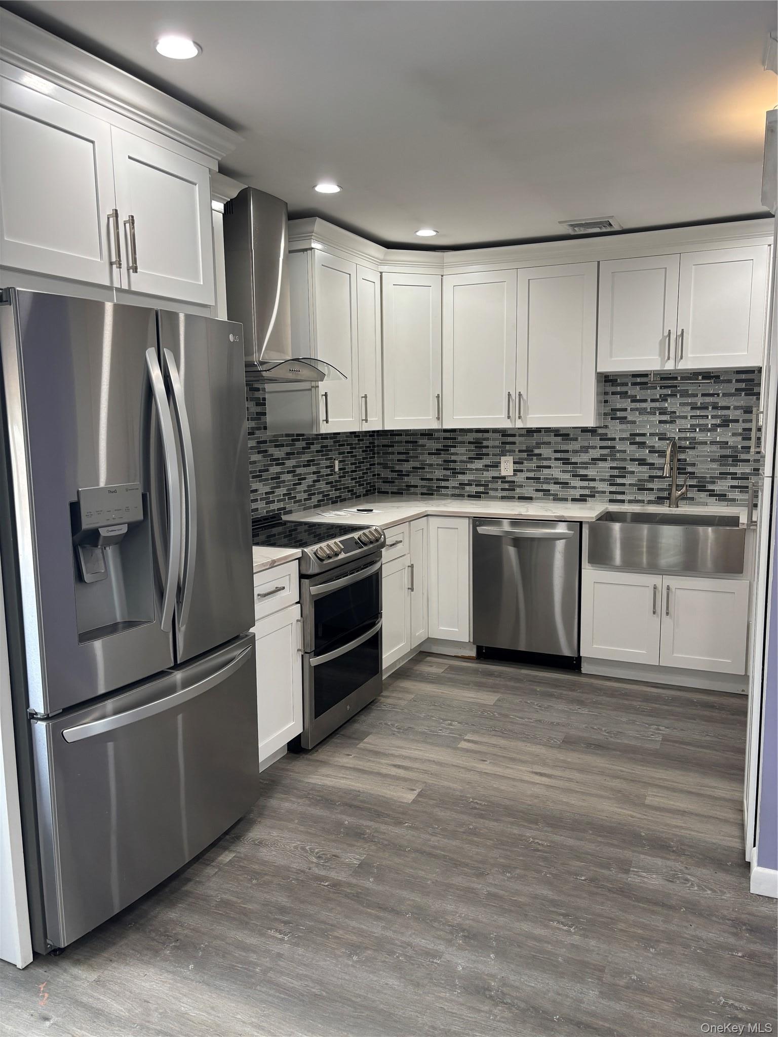 Single Family Singingwood Drive Suffolk County, NY 11741, MLS-1046708-4