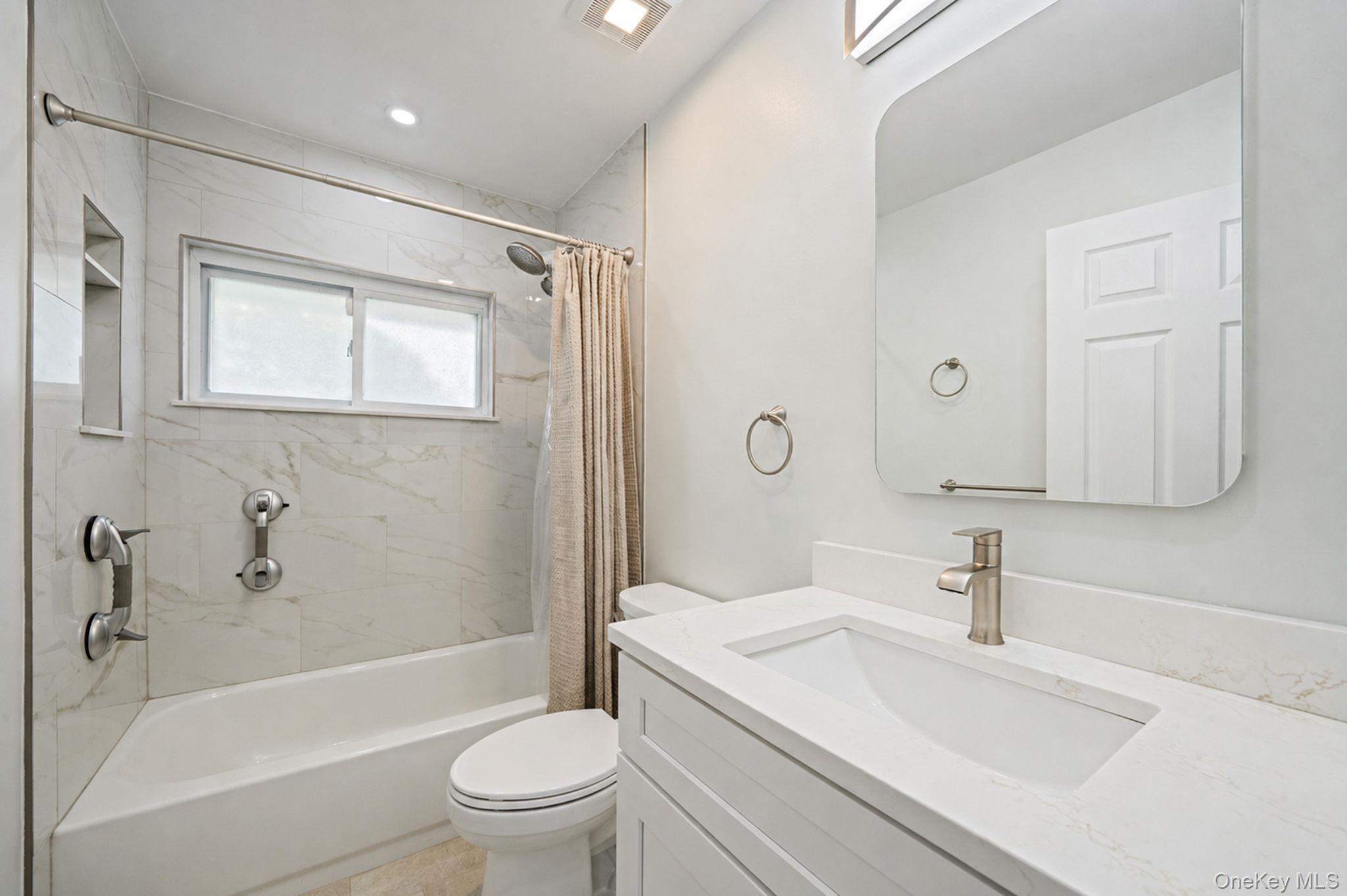 Single Family Twin Lane N Nassau County, NY 11793, MLS-1046711-7