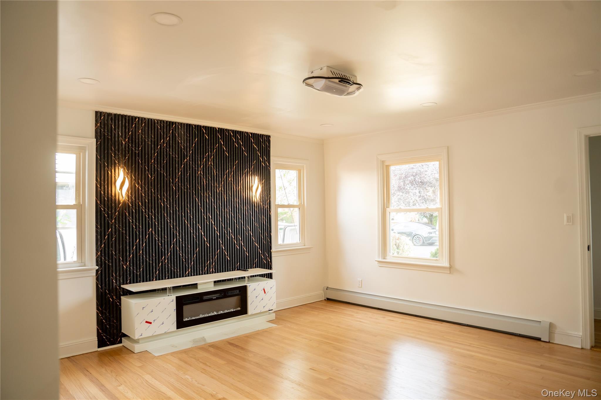 Single Family Stratford Road Nassau County, NY 11510, MLS-1046719-4