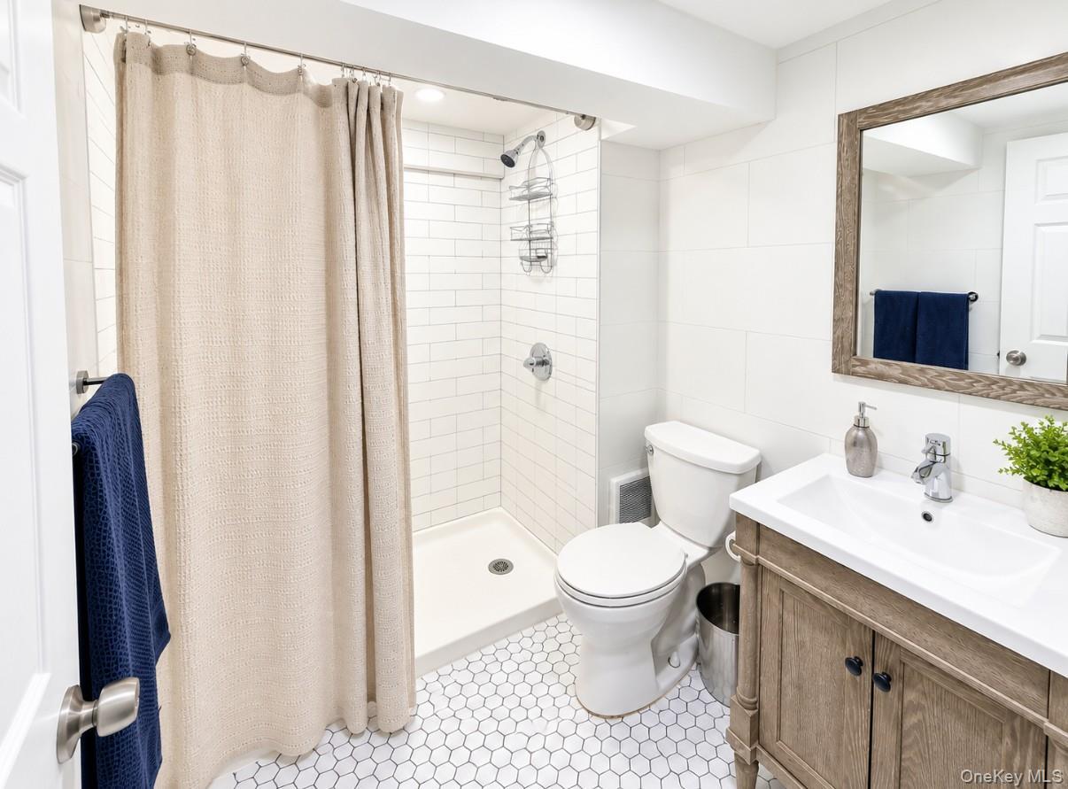 Single Family Besade Court  Nassau County, NY 11572, MLS-1046721-18