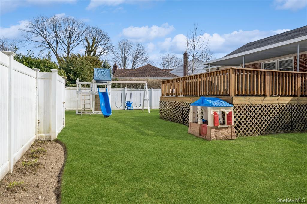 Single Family Besade Court  Nassau County, NY 11572, MLS-1046721-22