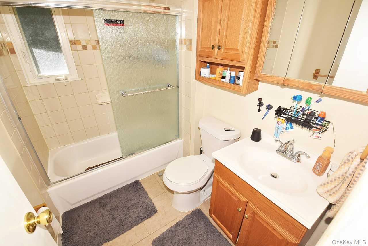 Single Family Cornell Drive Suffolk County, NY 11787, MLS-1046723-15