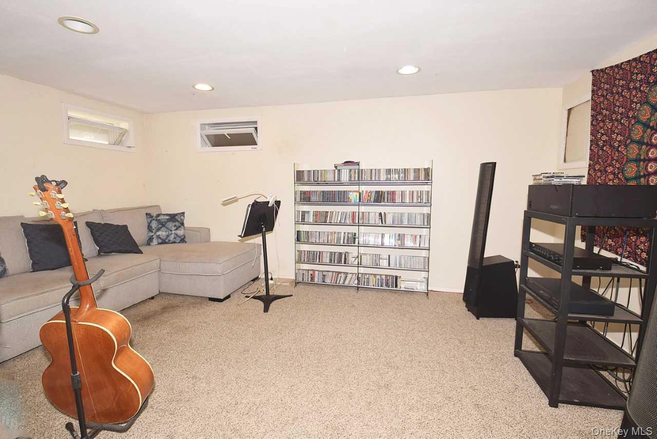 Single Family Cornell Drive Suffolk County, NY 11787, MLS-1046723-18