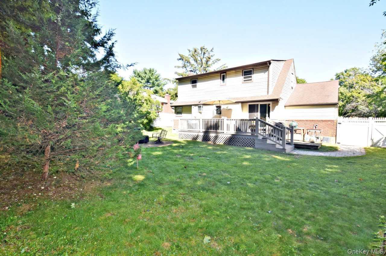 Single Family Cornell Drive Suffolk County, NY 11787, MLS-1046723-23