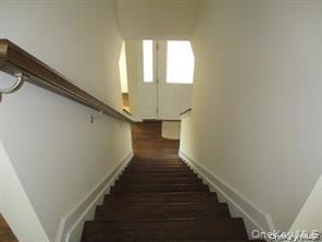Single Family Bayview Avenue  Suffolk County, NY 11713, MLS-1046738-16