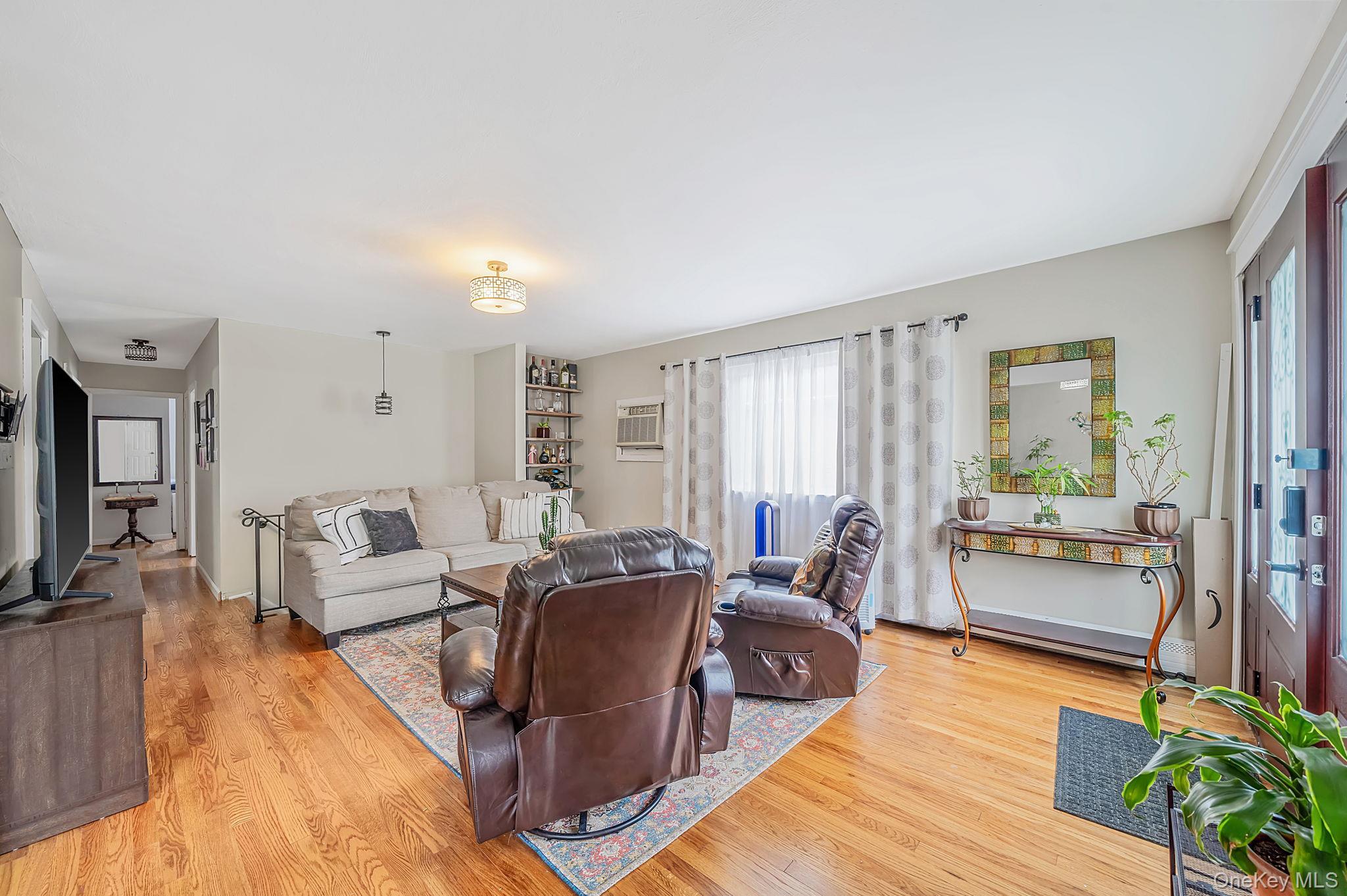 Single Family Prospect Drive  Suffolk County, NY 11717, MLS-1046741-16