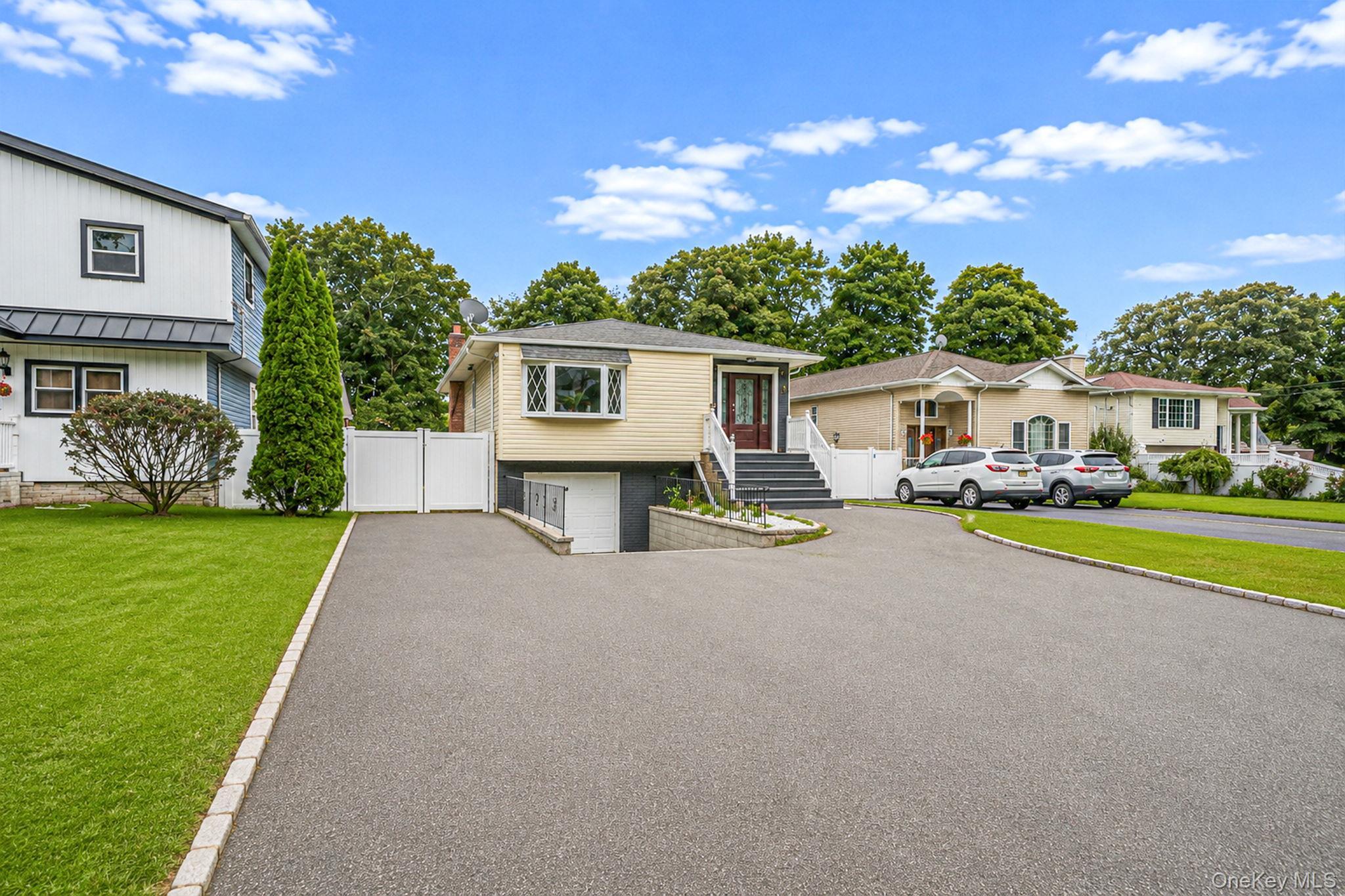 Single Family Prospect Drive  Suffolk County, NY 11717, MLS-1046741-2