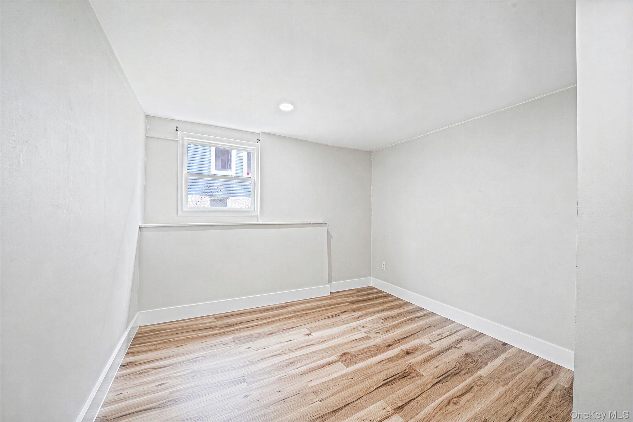 Single Family Prospect Drive  Suffolk County, NY 11717, MLS-1046741-32