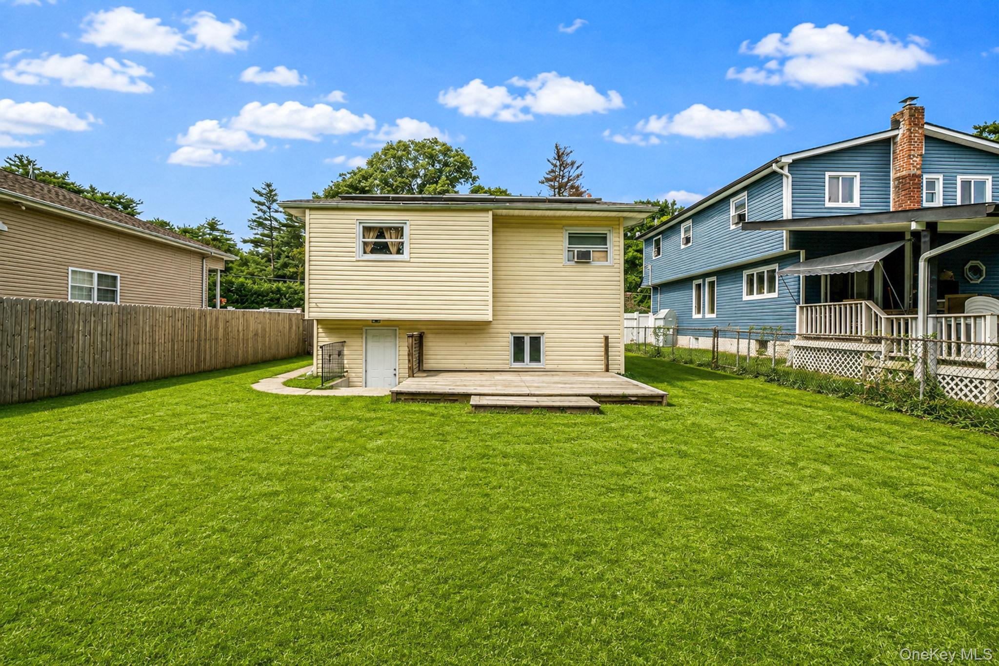 Single Family Prospect Drive  Suffolk County, NY 11717, MLS-1046741-7