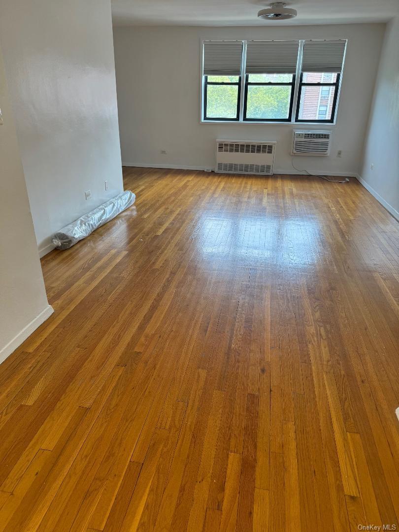 Apartment 153rd Avenue Queens, NY 11414, MLS-1046752-2